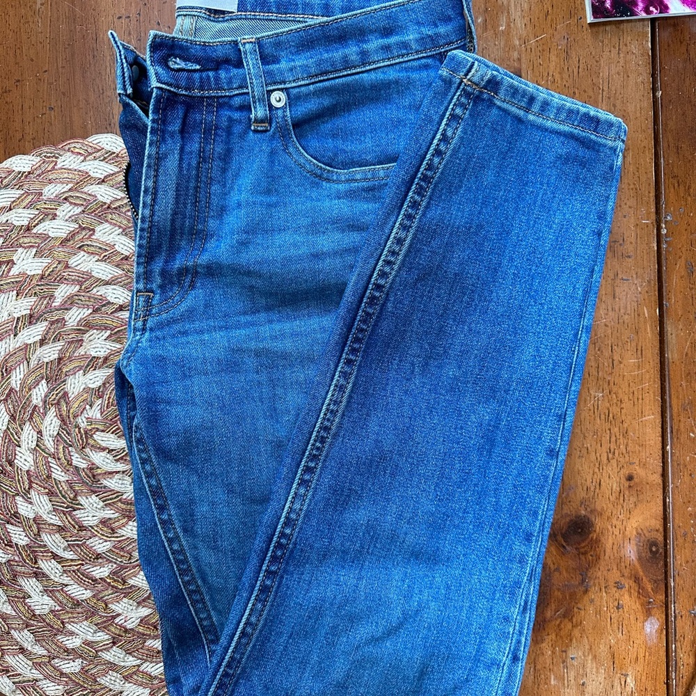 Everlane | Mid-Rise Straight Denim | Size 27